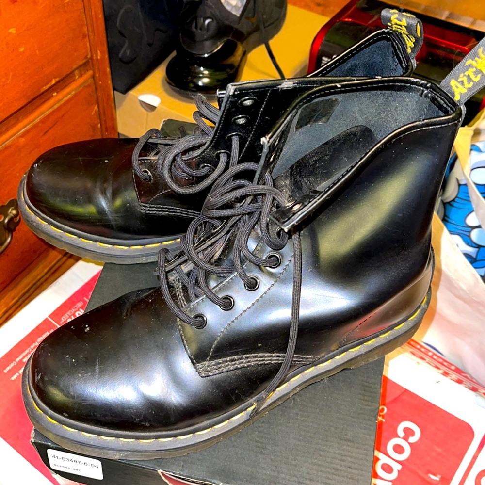Doc martens- size Women’s 10